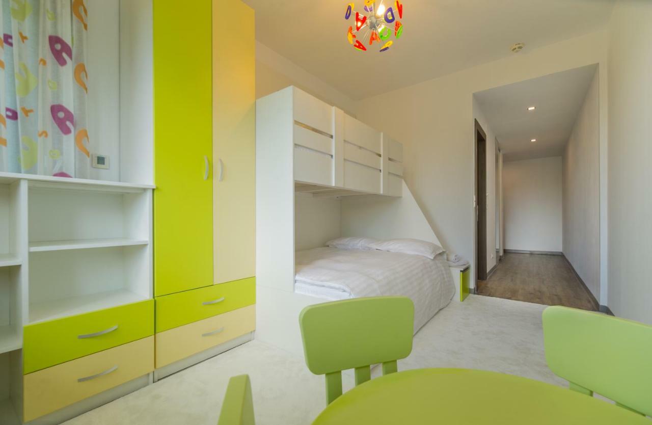 Family Apartment In Silver Mountain Resort بويانا براسوف المظهر الخارجي الصورة