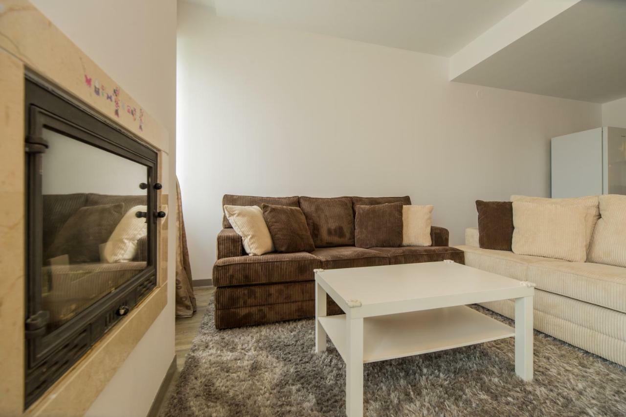 Family Apartment In Silver Mountain Resort بويانا براسوف المظهر الخارجي الصورة
